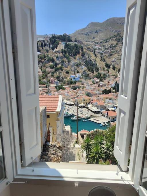 Maison Avec Terrasses Et Vues Simi Dış mekan fotoğraf