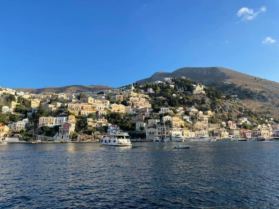 Maison Avec Terrasses Et Vues Simi Dış mekan fotoğraf