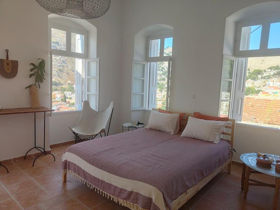 Maison Avec Terrasses Et Vues Simi Dış mekan fotoğraf