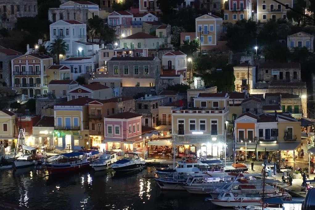 Maison Avec Terrasses Et Vues Simi Dış mekan fotoğraf